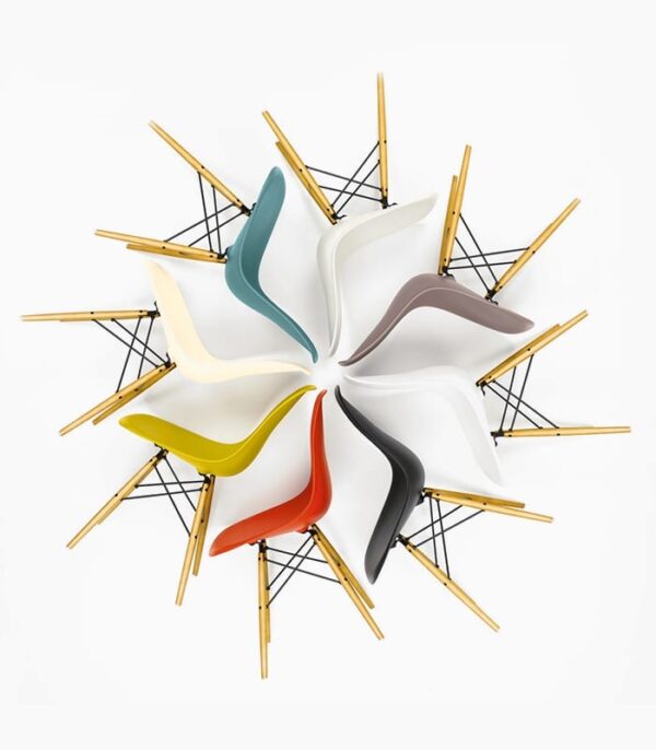 Eames plastic side chair